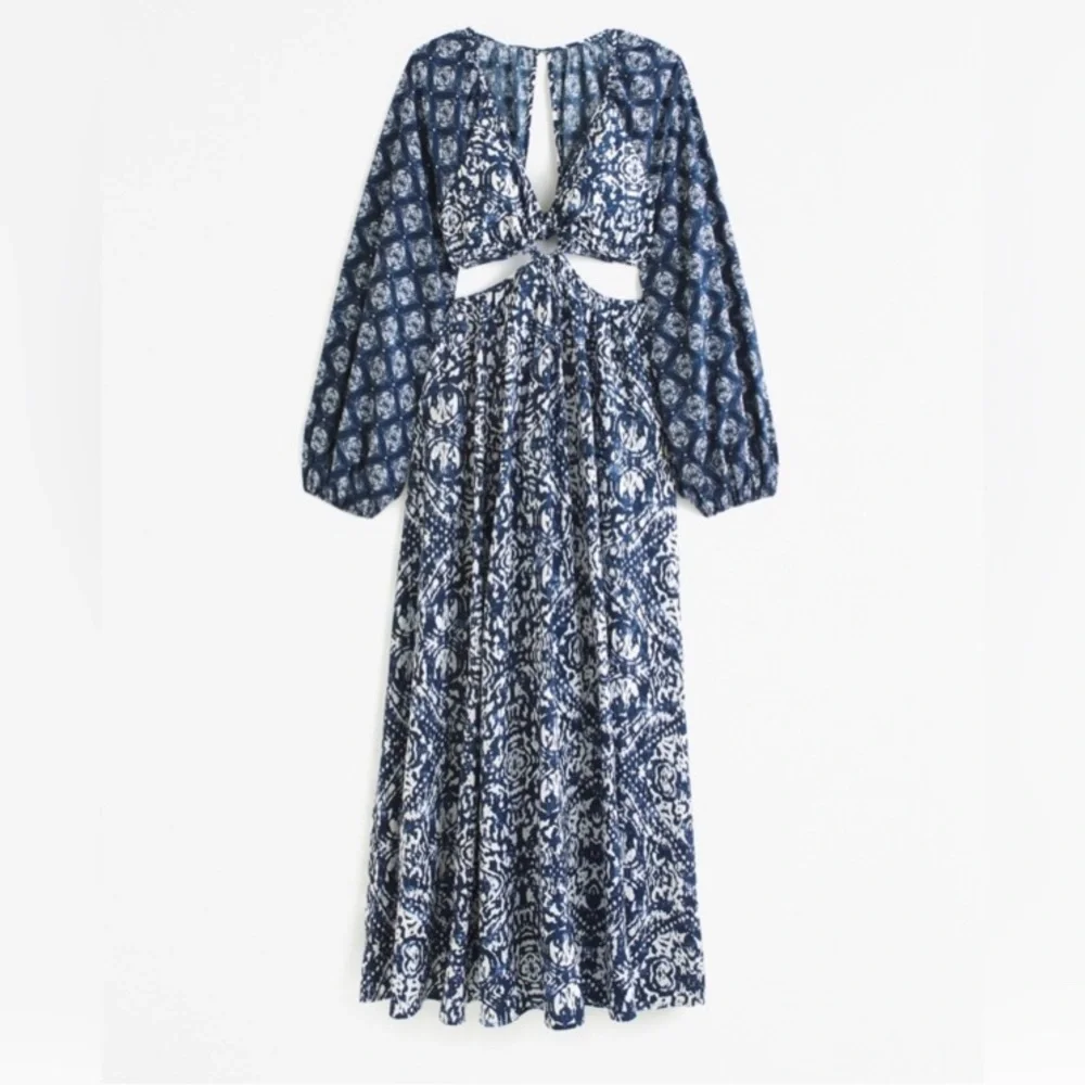 Abercrombie & Fitch Blue Long-Sleeve Plunge Cutout Maxi Dress size XS